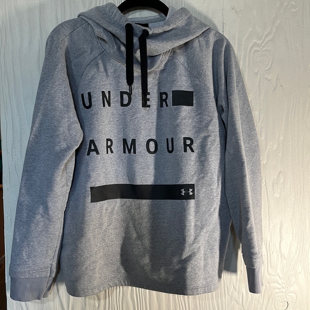 UnderArmor Sweater